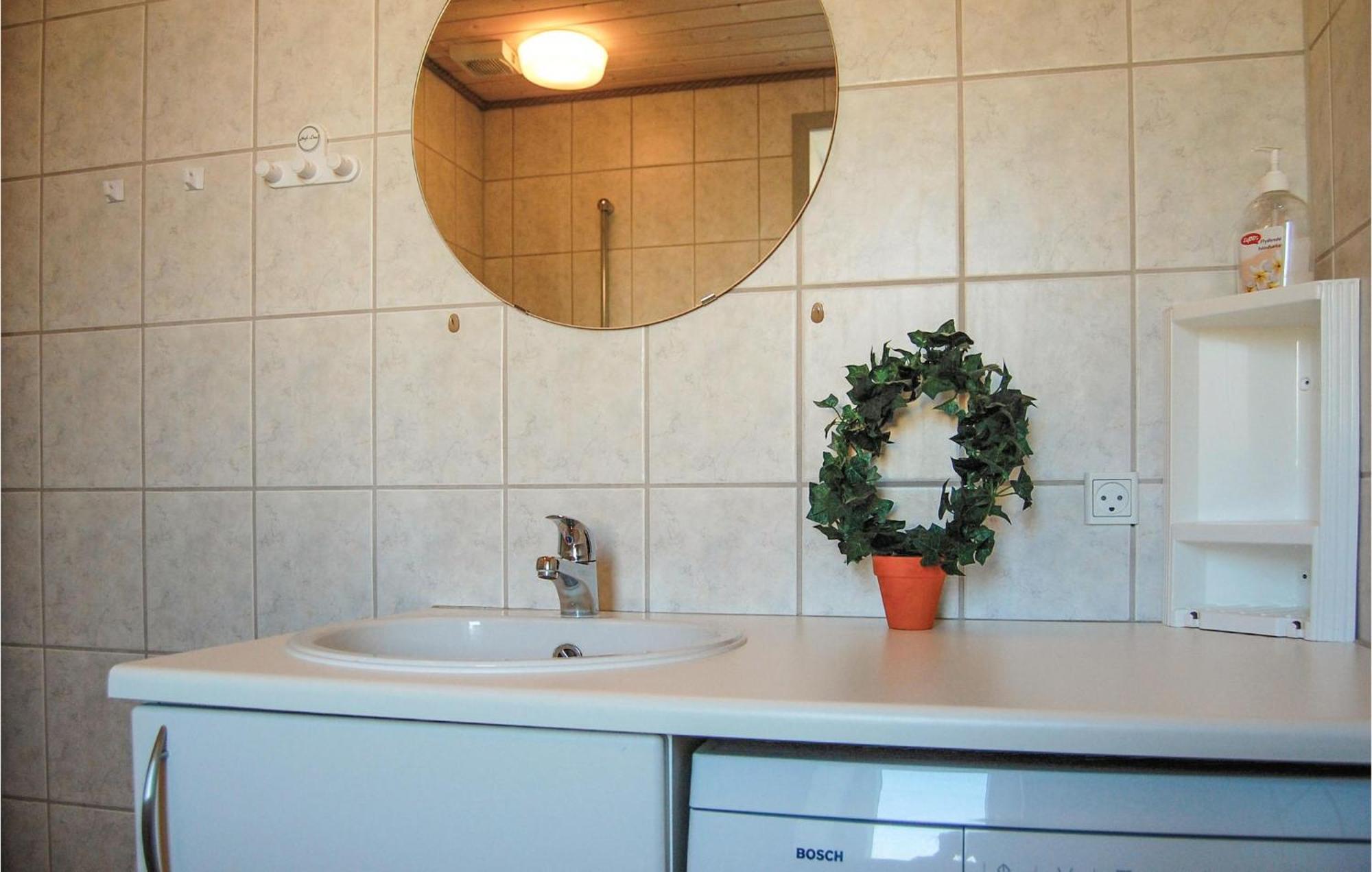 2 Bedroom Gorgeous Home In Hvide Sande Havrvig Exterior photo