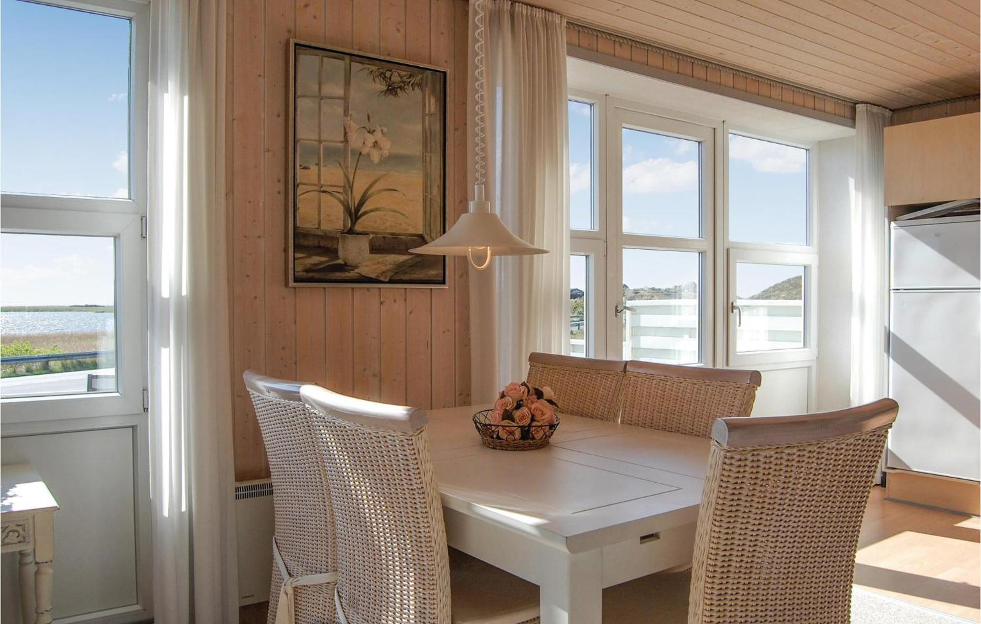 2 Bedroom Gorgeous Home In Hvide Sande Havrvig Exterior photo