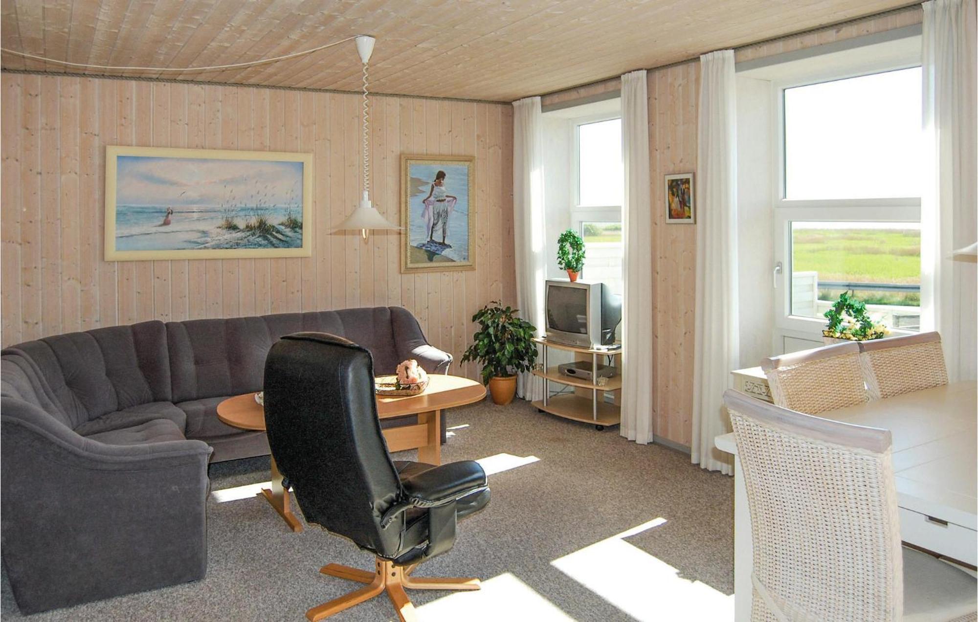 2 Bedroom Gorgeous Home In Hvide Sande Havrvig Exterior photo